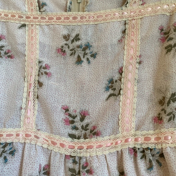 Vintage Dress - Picture 4 of 5